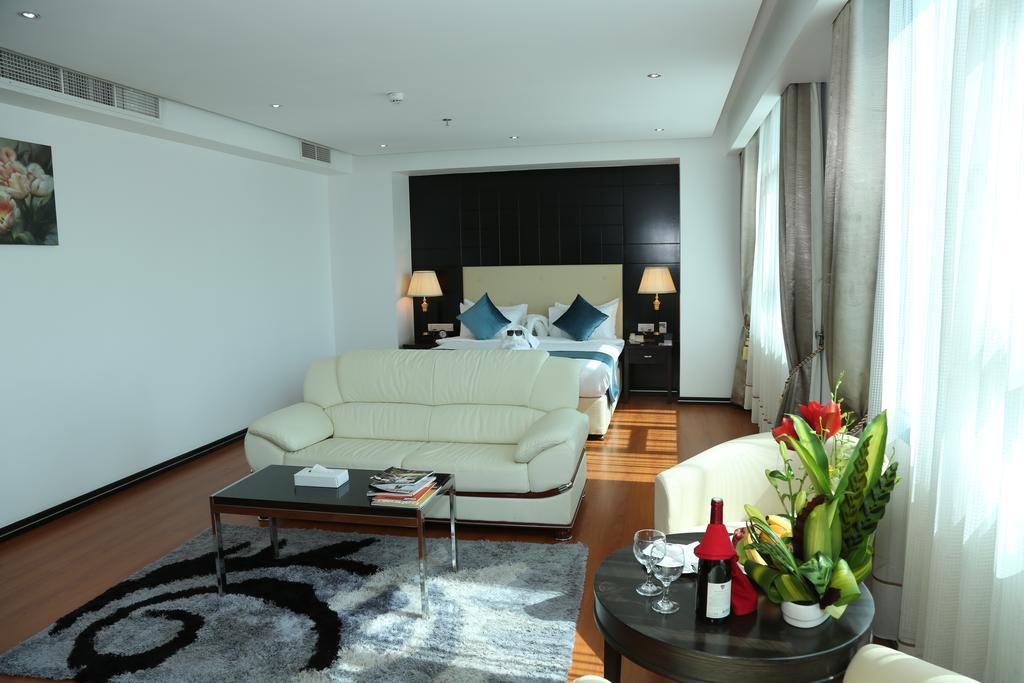 The Olive Hotel, Juffair Манама Екстер'єр фото