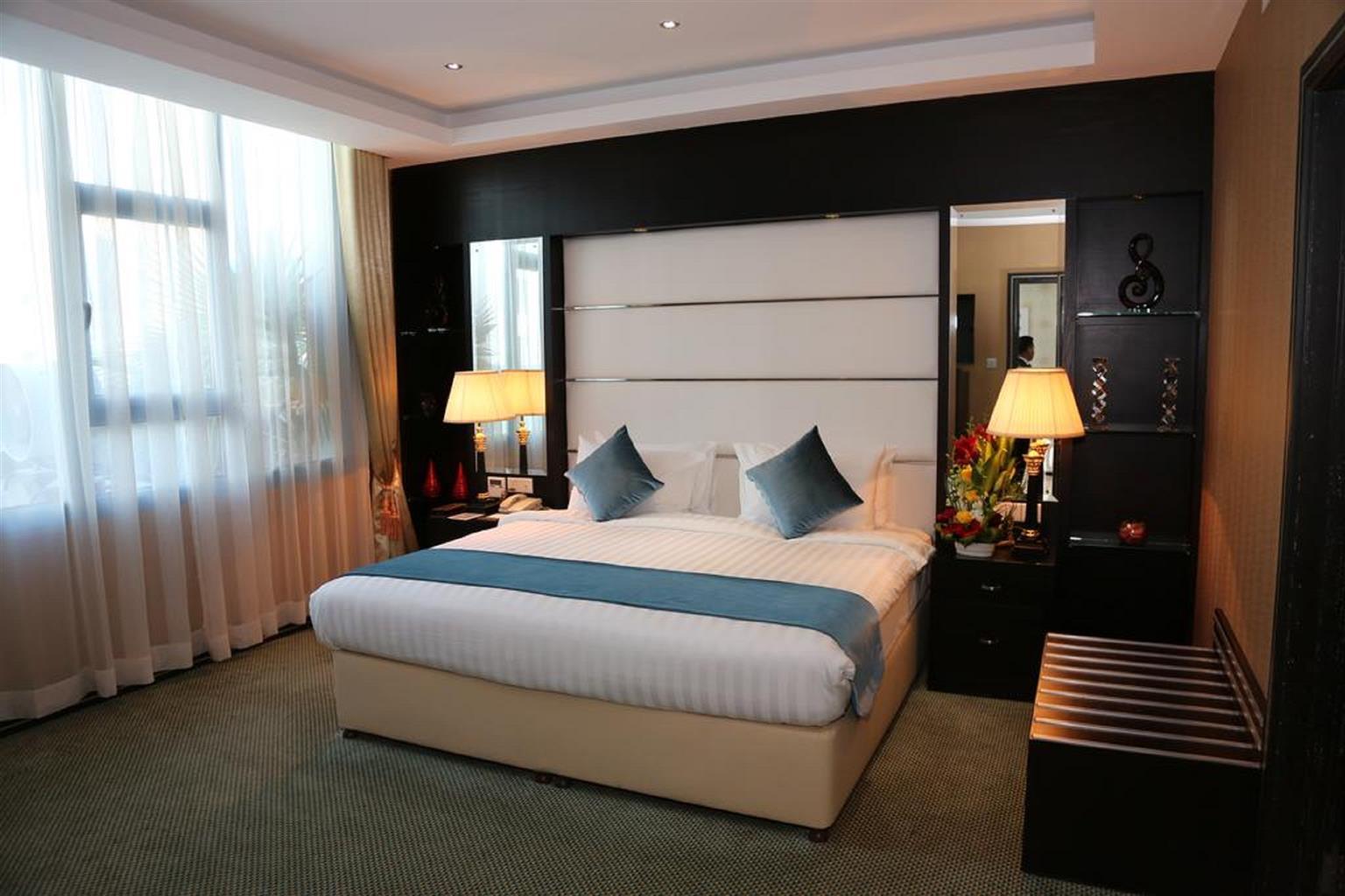 The Olive Hotel, Juffair Манама Екстер'єр фото
