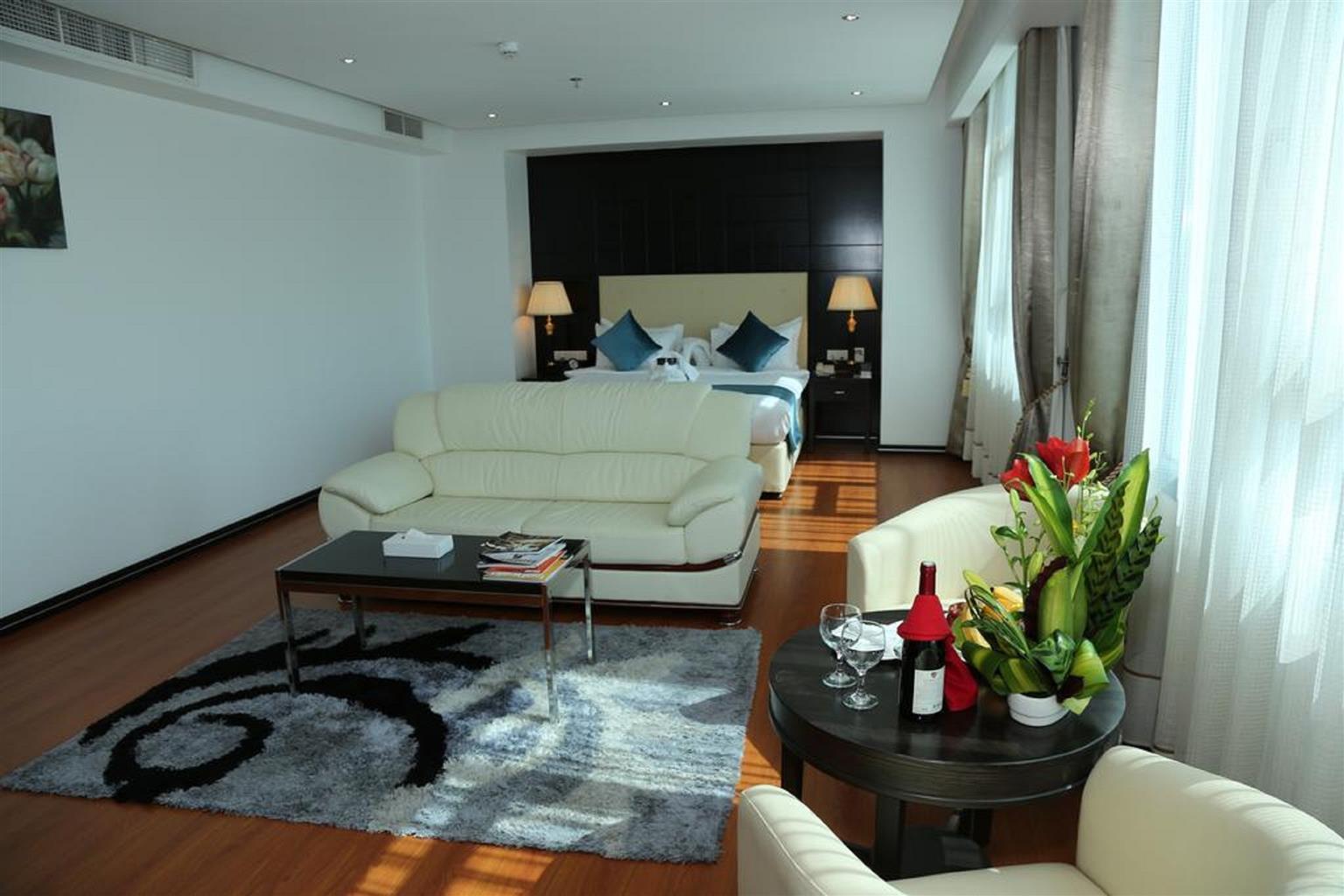 The Olive Hotel, Juffair Манама Екстер'єр фото